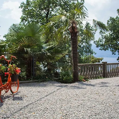 Sofia アパート *